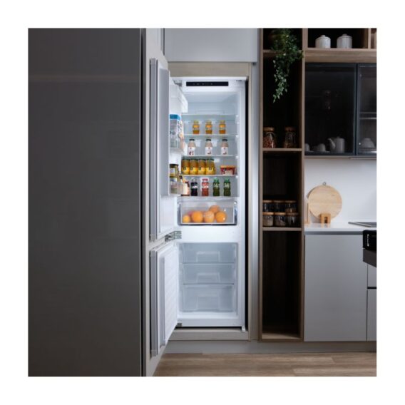 Tủ lạnh âm tủ Malloca MF-246EBI